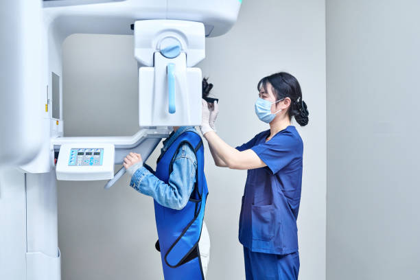 Best Cosmetic Emergency Dentistry in Boling, TX